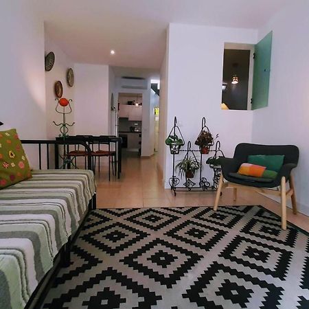 Вилла Happy Terrace Downtown Tiny House 100% Portuguese Фару Экстерьер фото